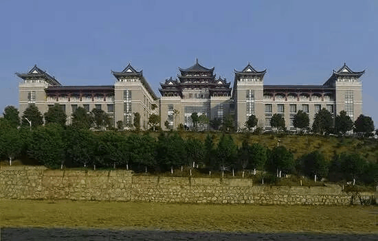 我国高校在校学生人数排行榜,哪些大学是巨无霸?