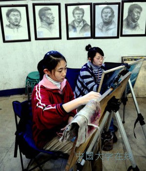 2014高考志愿填报：看似热门但就业率最低的专业