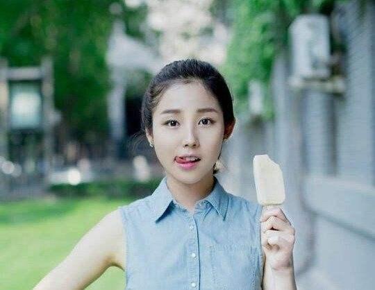 如果高考分数刚压一本线，那么该选择读一本还是好的二本？