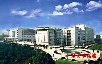 中国收费最狠的大学 <a href='/Gaokao/College/Details/GBBK0814'>中央戏剧学院</a>位居榜首