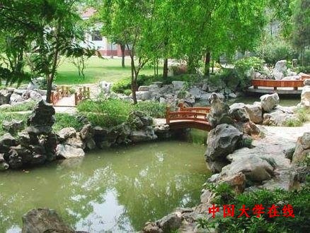 中国收费最狠的大学 <a href='/Gaokao/College/Details/GBBK0814'>中央戏剧学院</a>位居榜首