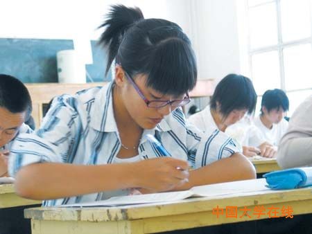 二模后家长平静做后盾