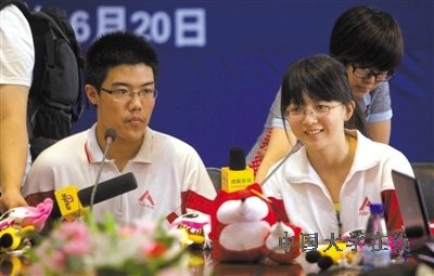 北京高考文理状元：两人均称不考虑港校