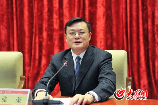 <a href='/Gaokao/College/Details/GBBK0031'>山东大学</a>校长换帅 原<a href='/Gaokao/College/Details/GBBK0009'>南京大学</a>副校长张荣接任