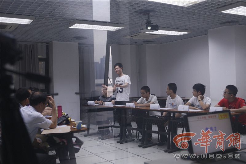 昨日西交大自主招生进面试环节 家庭关系写入考题