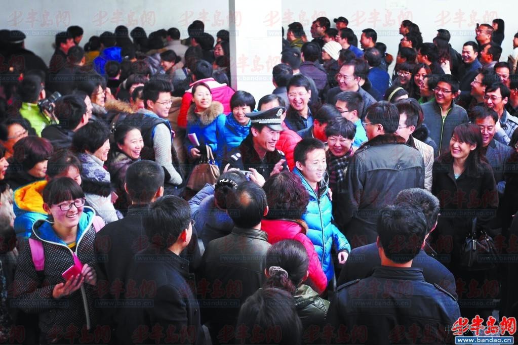<a href='/Gaokao/College/Details/GBBK0037'>中国海洋大学</a>自主招生测试开考 乔布斯名言成考题