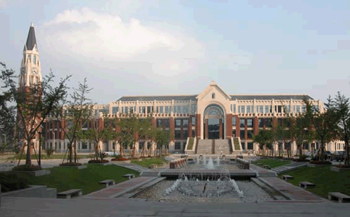 华东政法大学