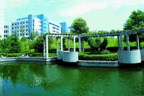 湖南大学